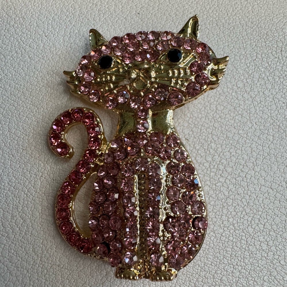 Elegant Pink Crystal Cat Brooch